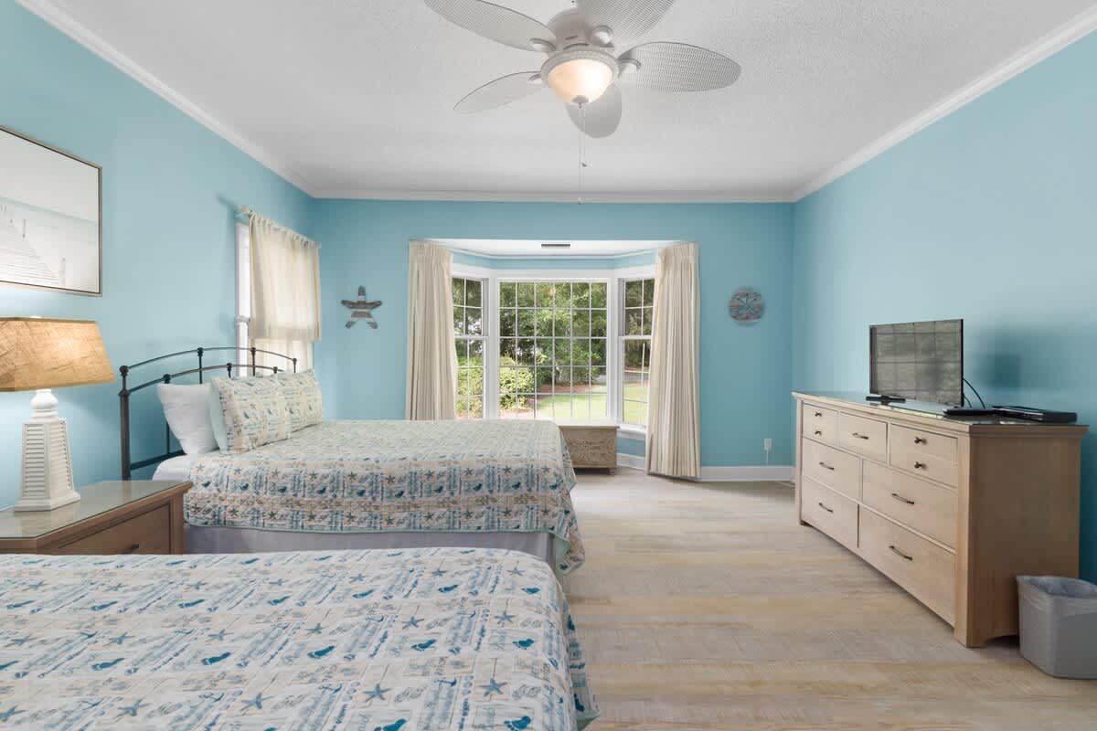 Double Queen Bedroom