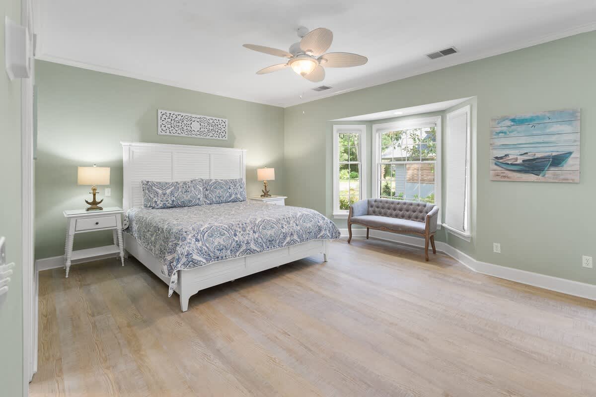 Guest King Suite