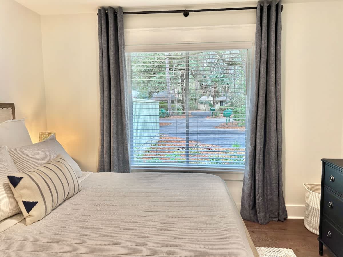 Guest Queen Room