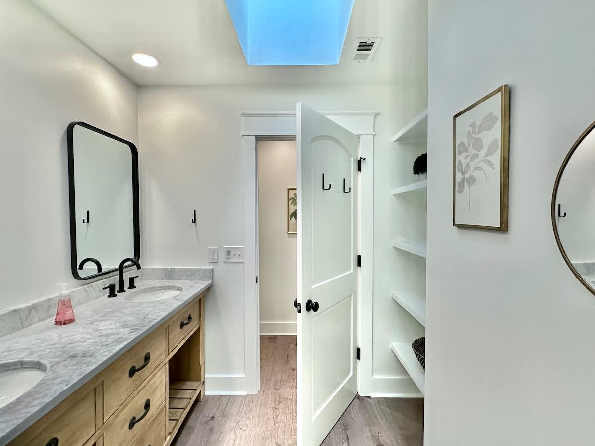 Primary Suite Bathroom