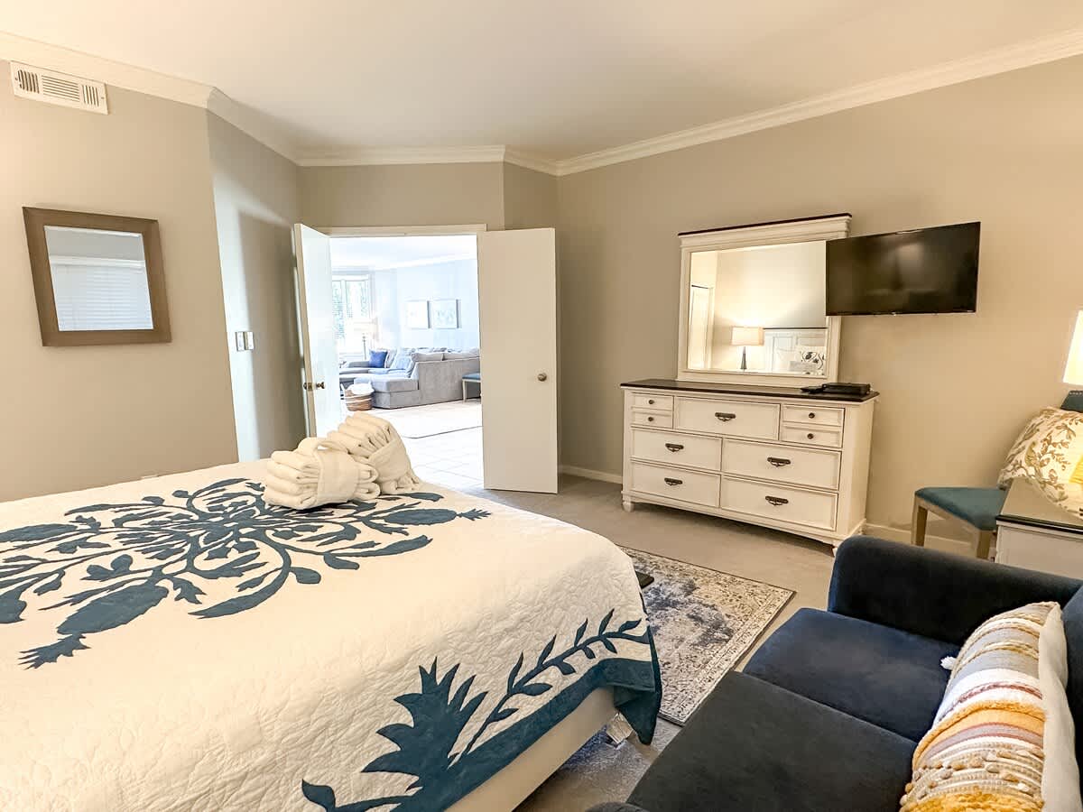 King Guest Room