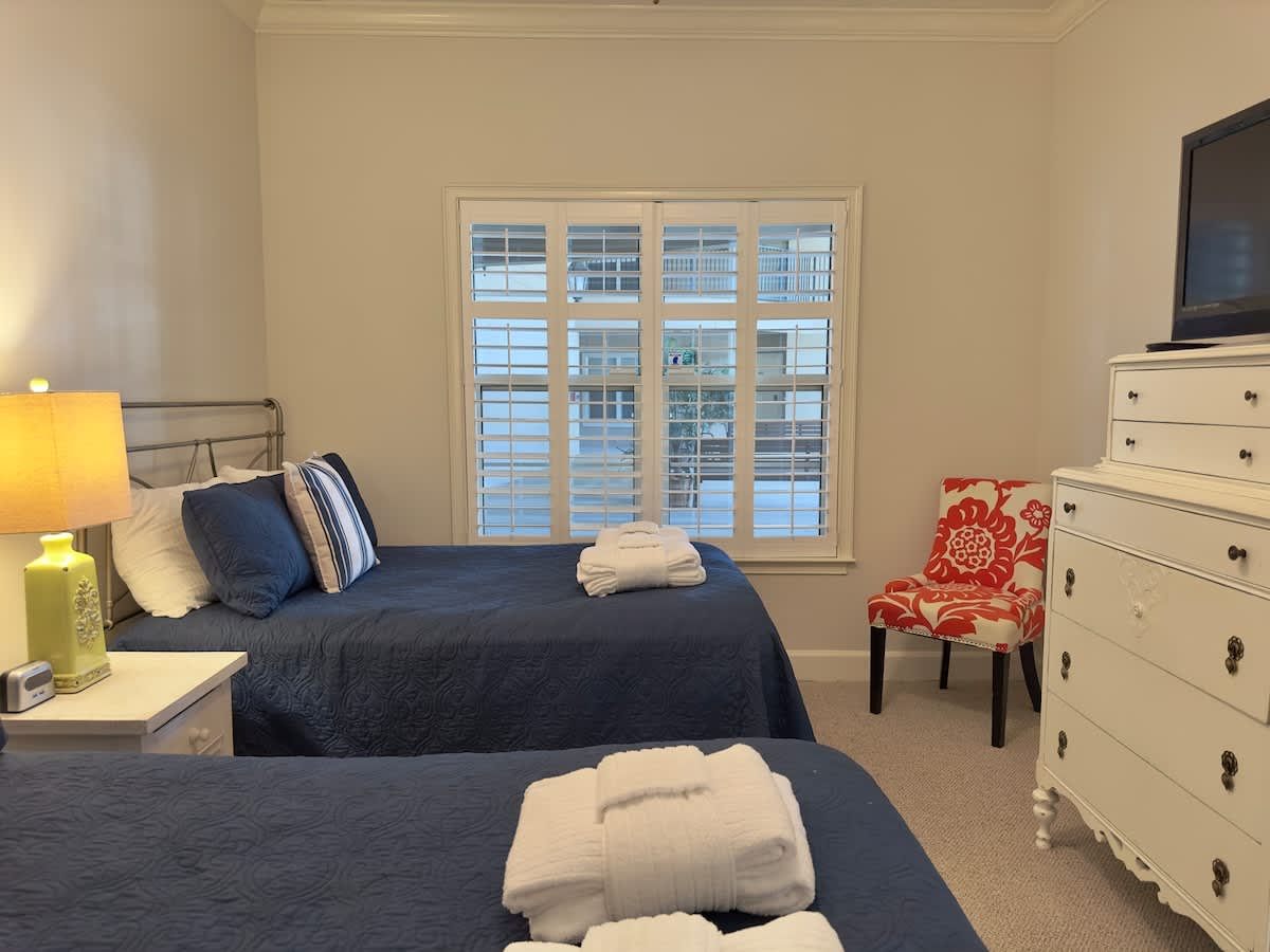 Double Queen Suite