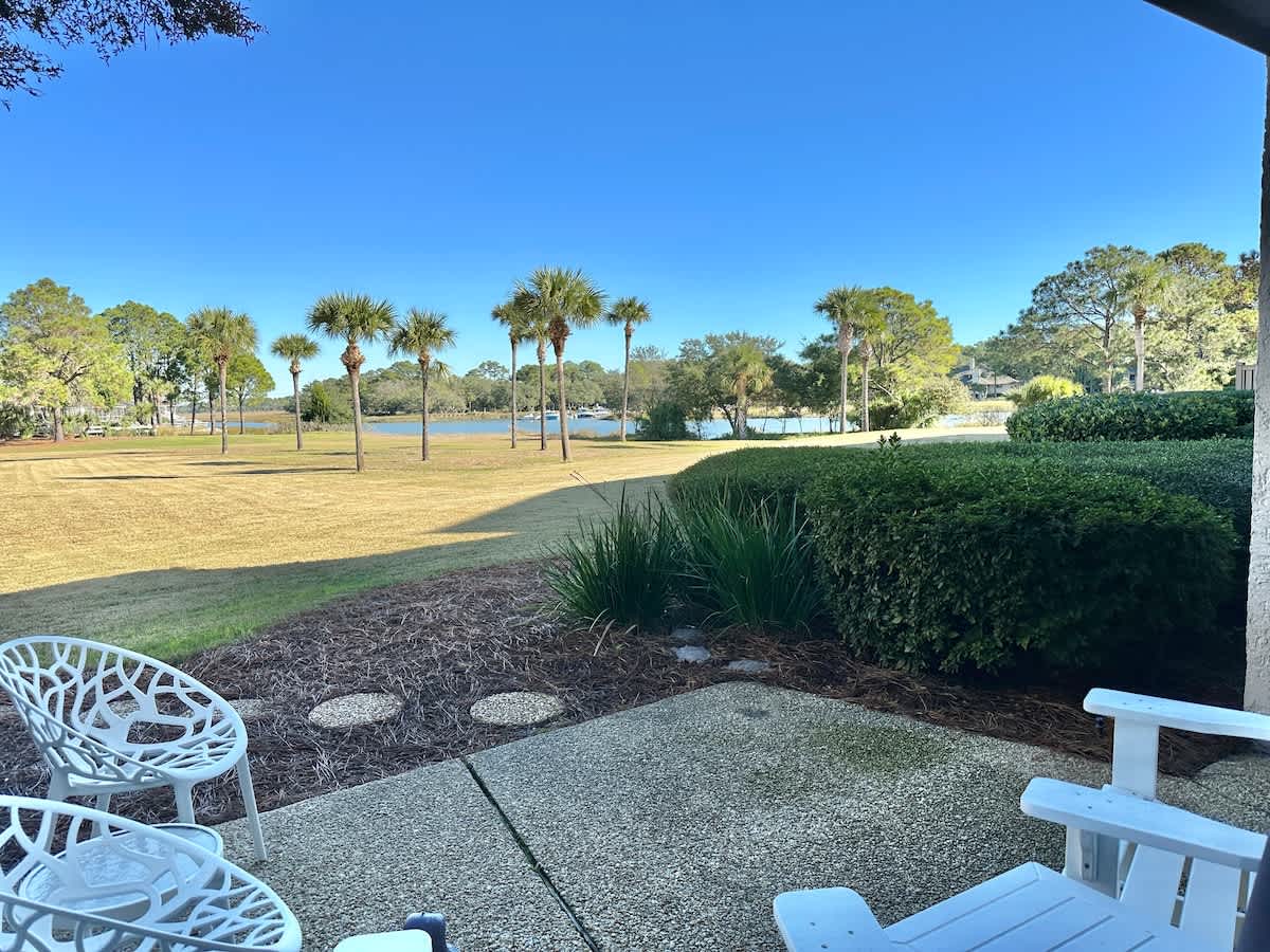 1749 Bluff Villas