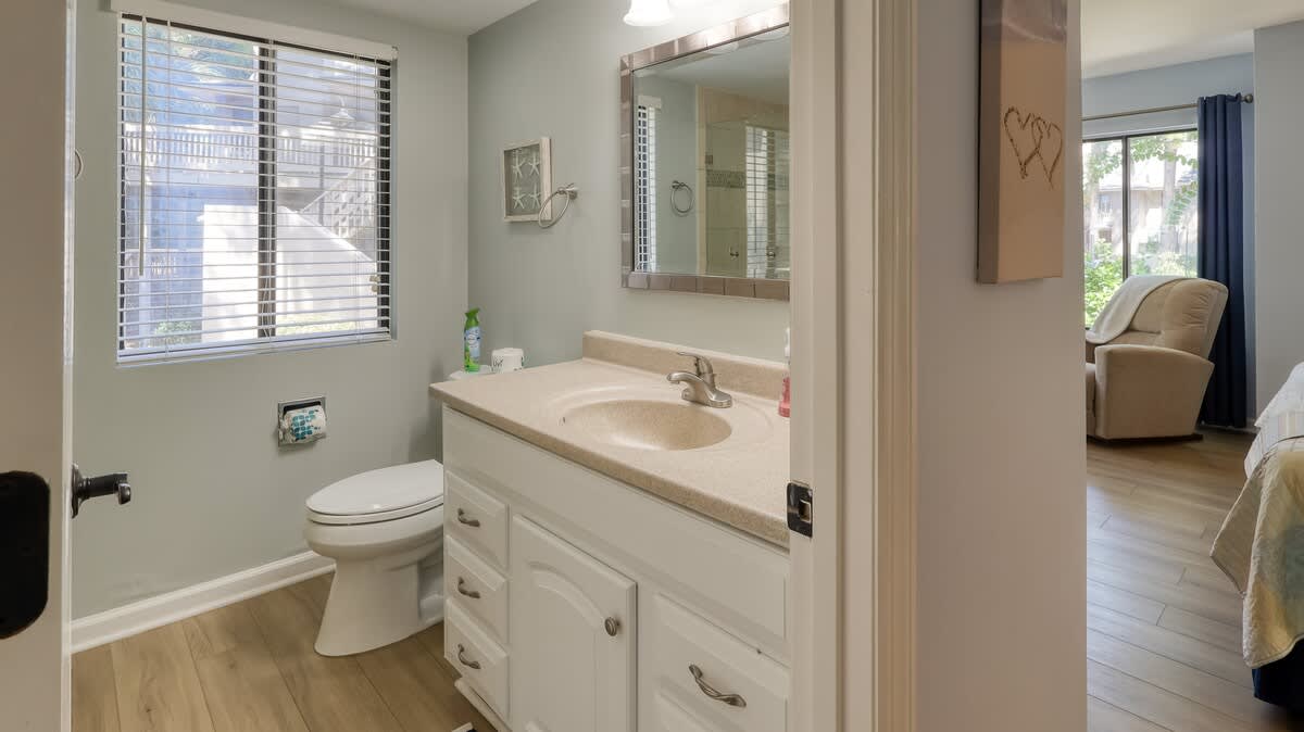 Primary Suite Bathroom