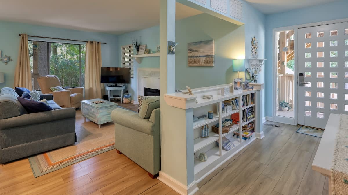 Entrance and Living Area