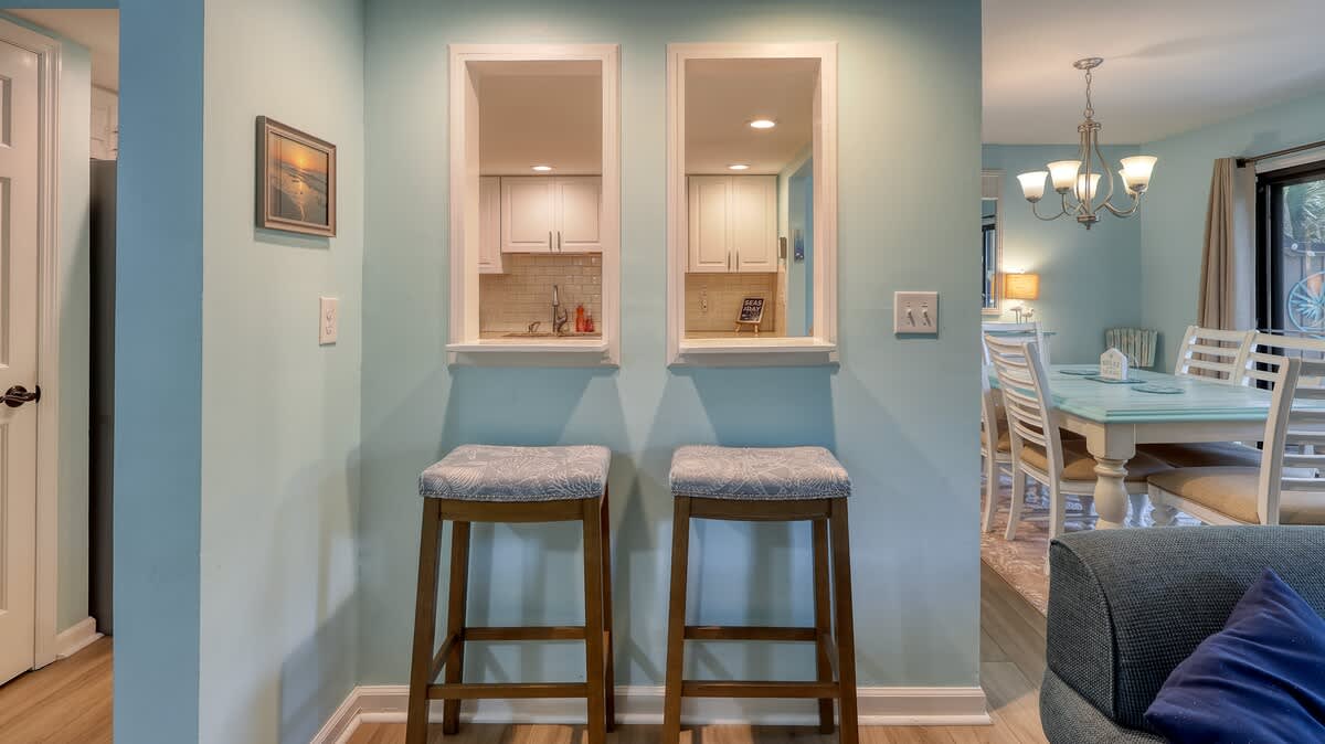 Breakfast Bar