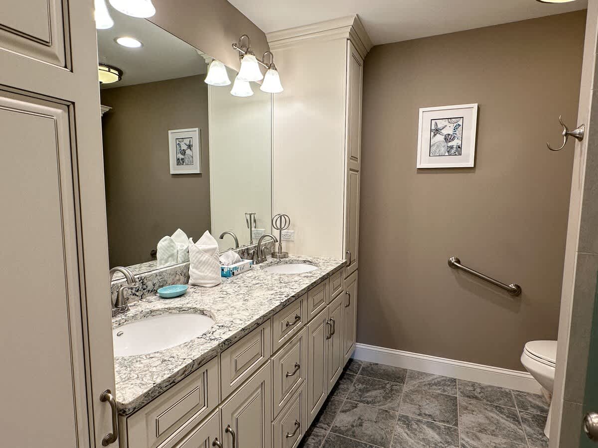 Downstairs Primary Suite Bathroom
