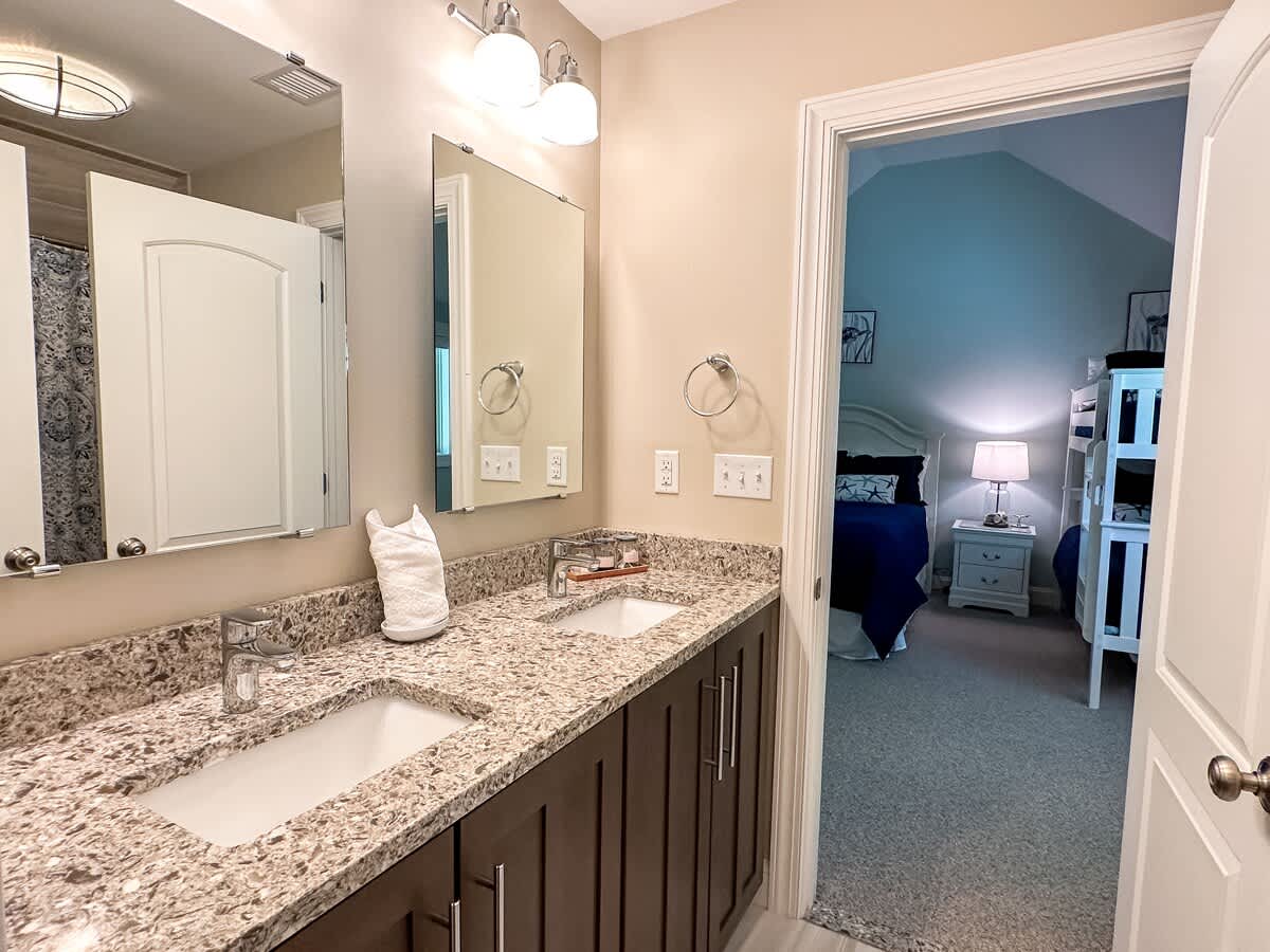 Shared Bathroom for Upstairs Bedrooms