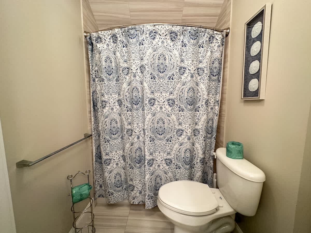 Shared Bathroom for Upstairs Bedrooms
