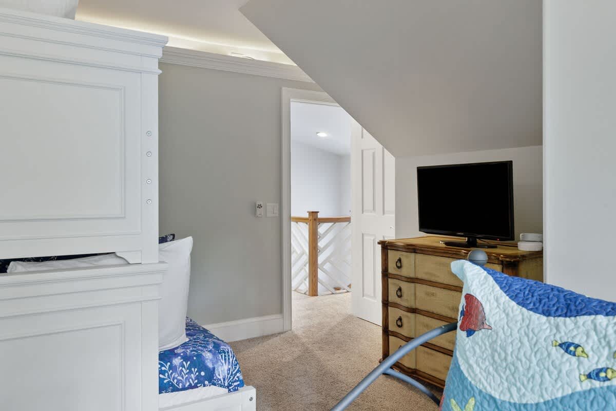 Upstairs Bunk Room #2