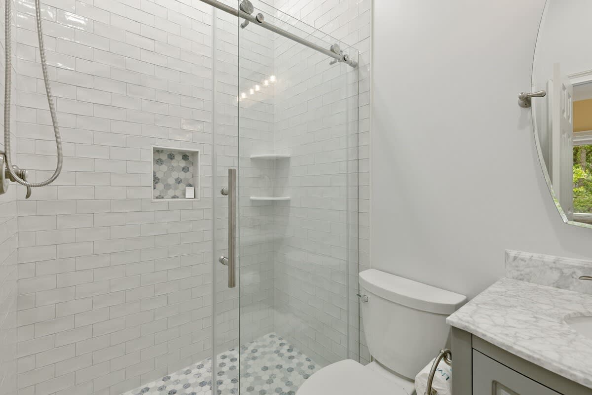 Downstairs King Suite Bathroom