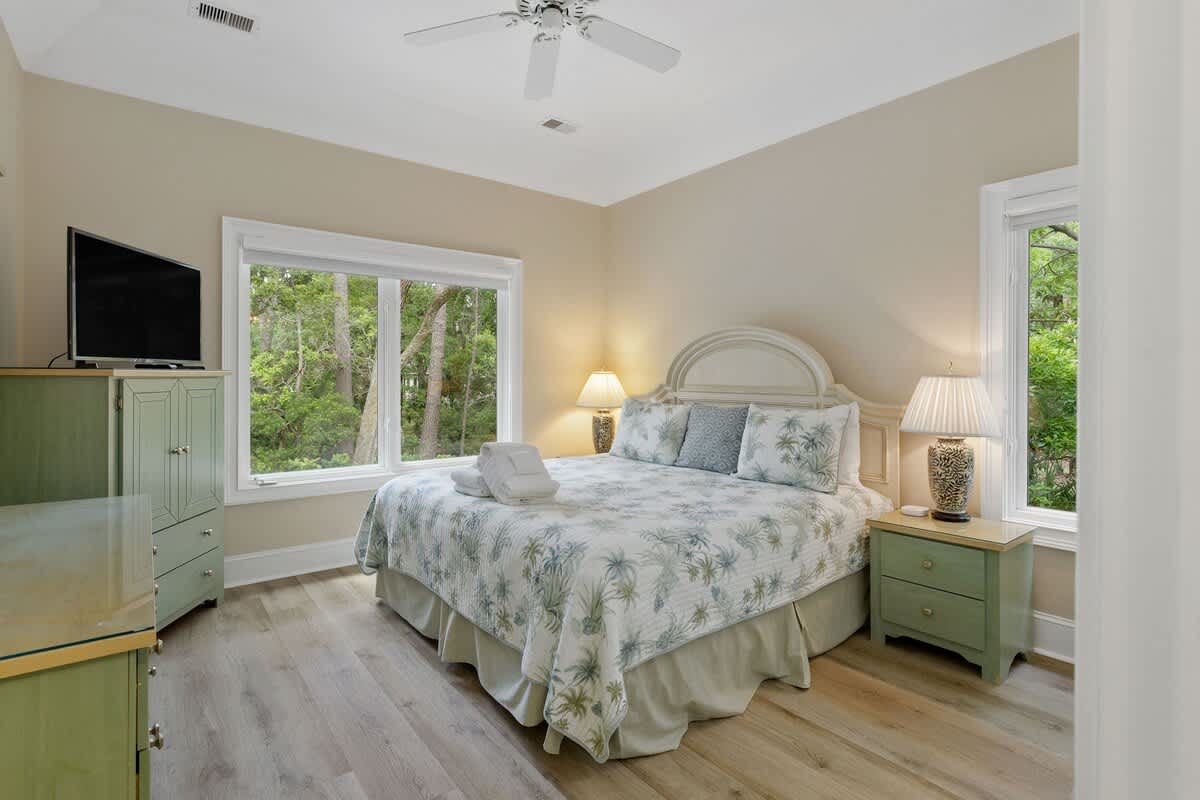 Downstairs King Suite