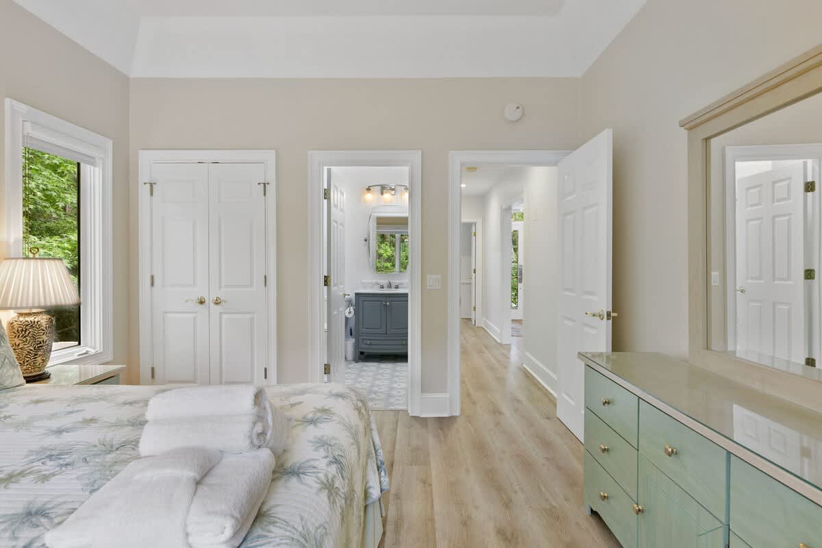 Downstairs King Suite