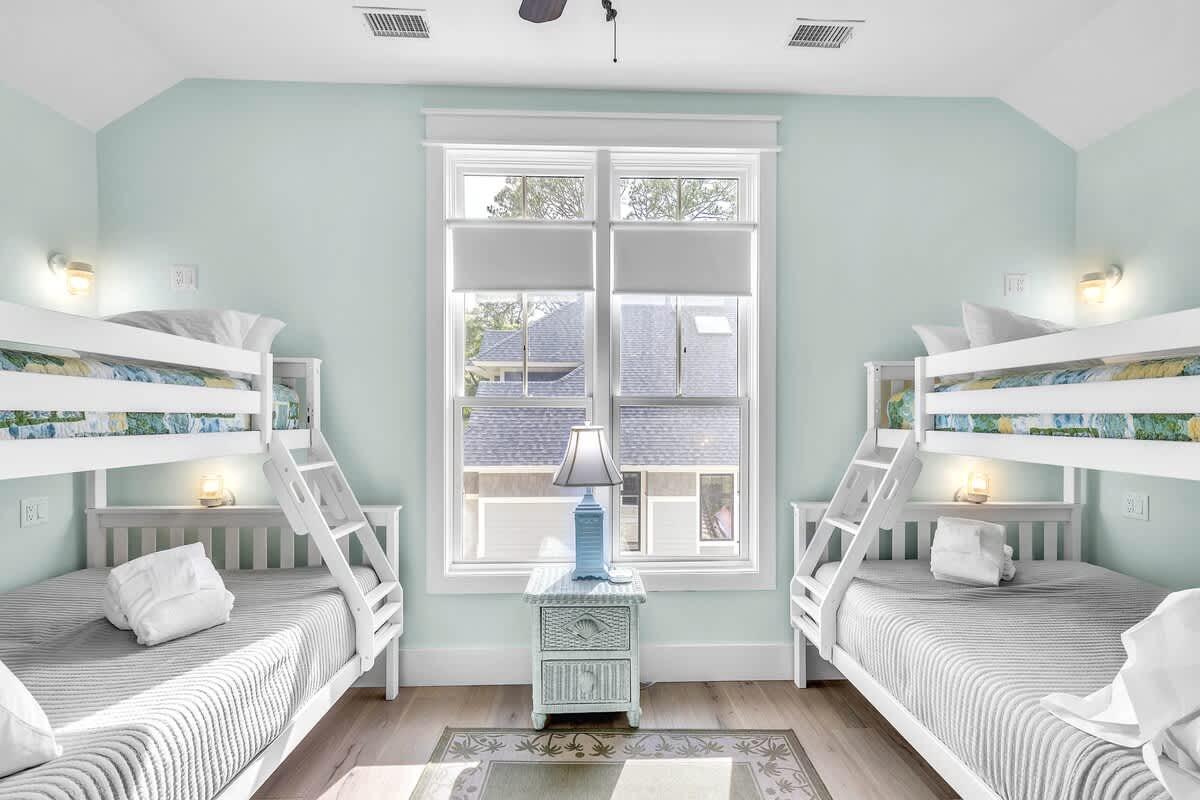 Upstairs Double Twin over Full Bunk Room with Bathroom