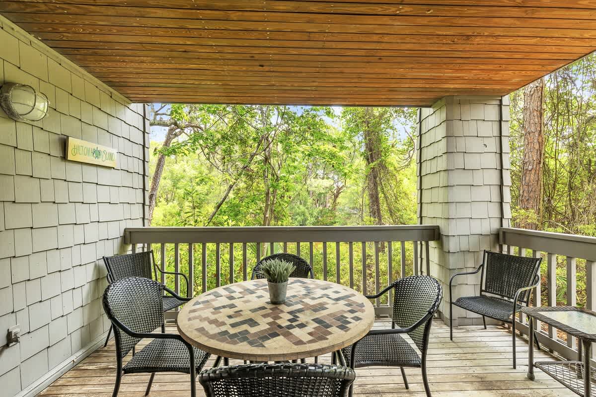 Private Balcony with Ample Seating!