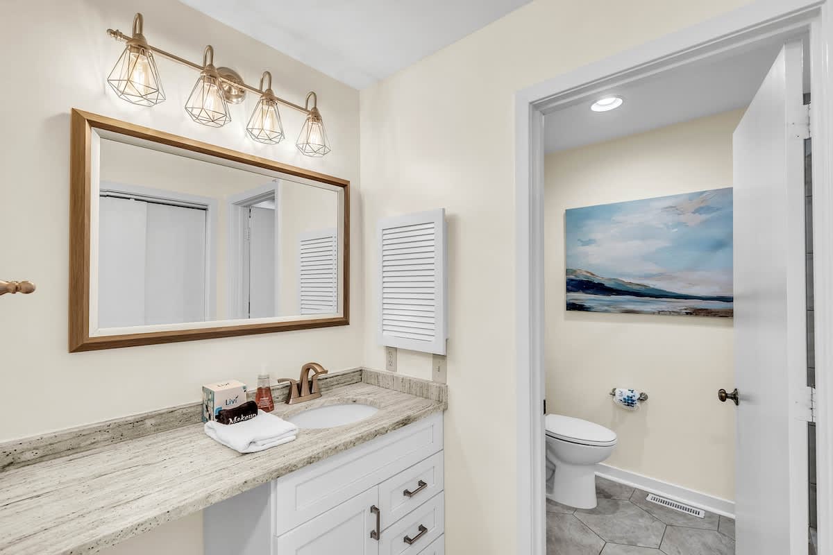 En-Suite Bathroom