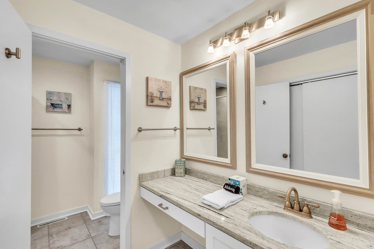 En-Suite Bathroom