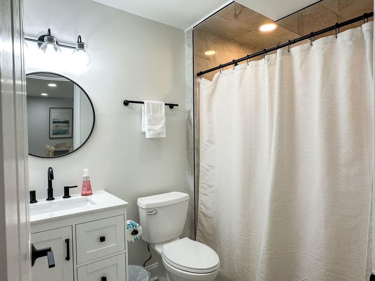 Guest Bathroom