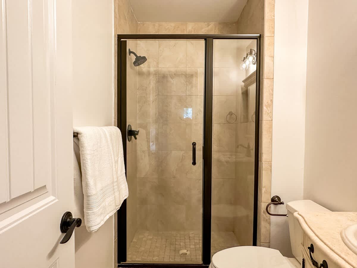 King Suite Bathroom