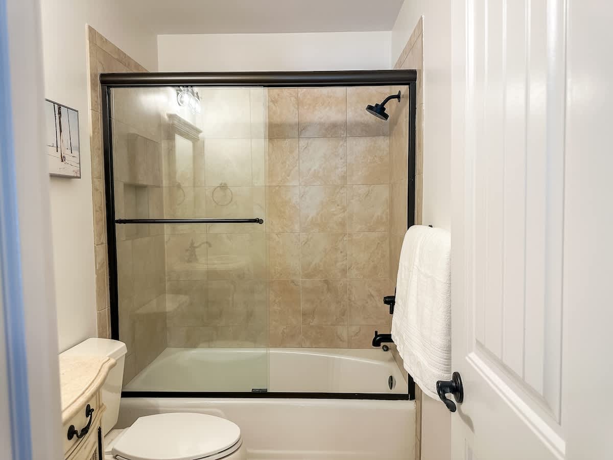 Primary Suite Bathroom