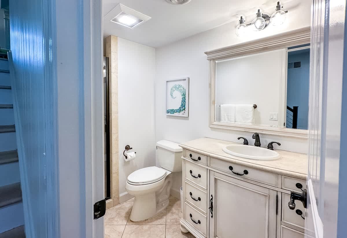 Guest Bathroom