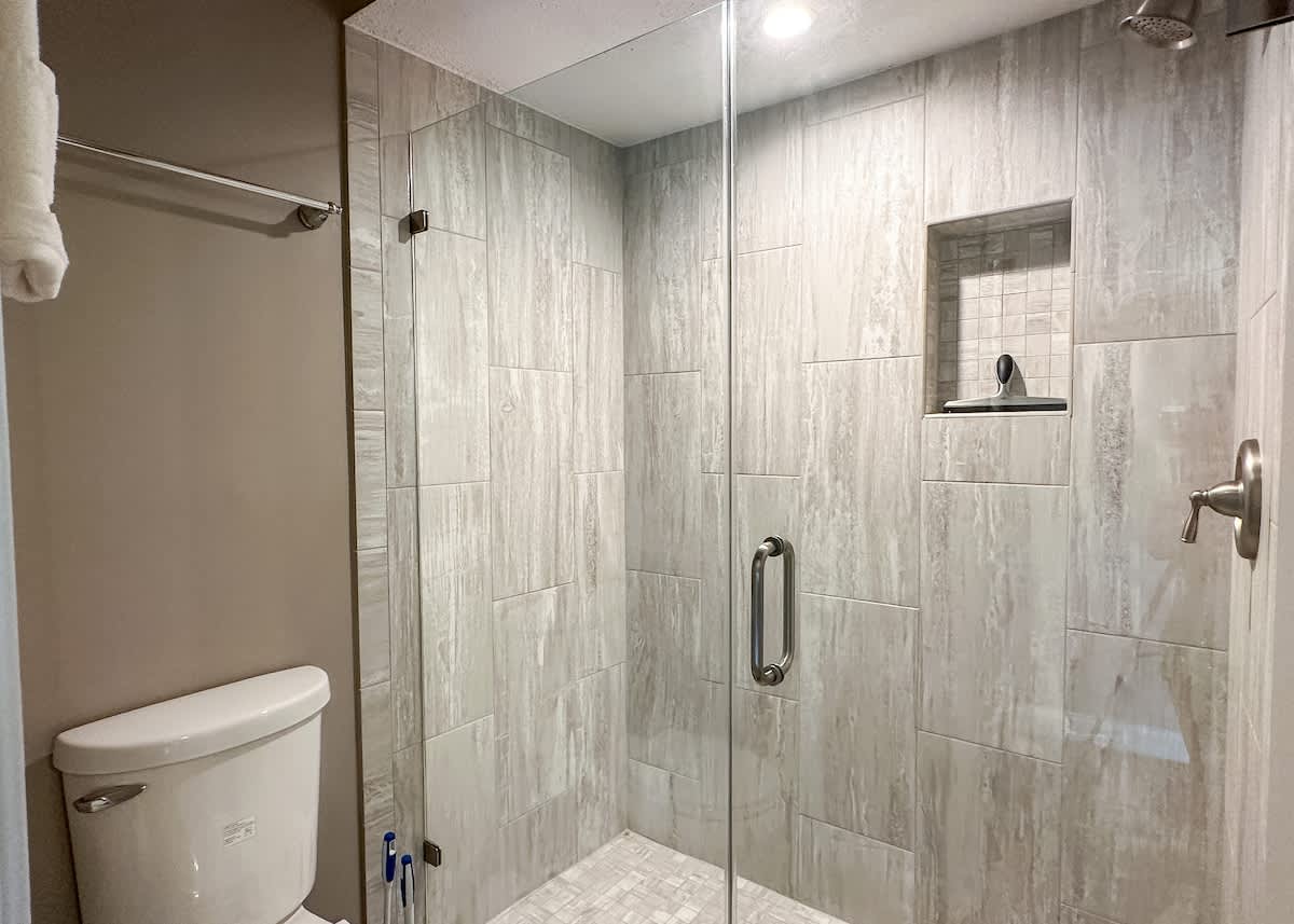 3rd Floor Primary Suite Bathroom