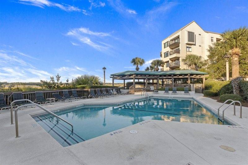 Captain's Quarters Community Pool