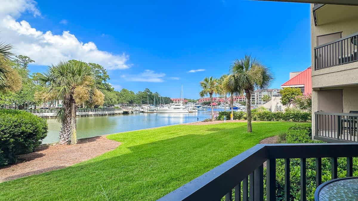 Balcony with Views of Broad Creek