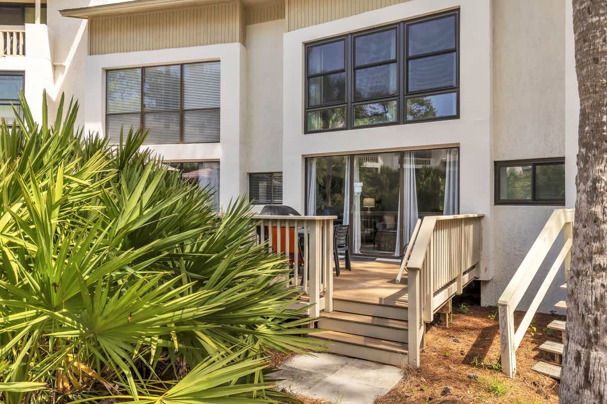 Private Deck