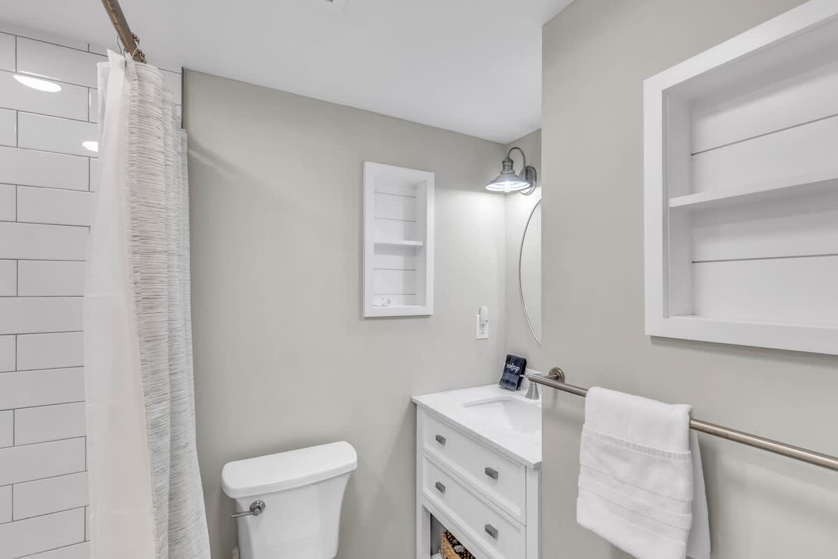 Guest Bathroom