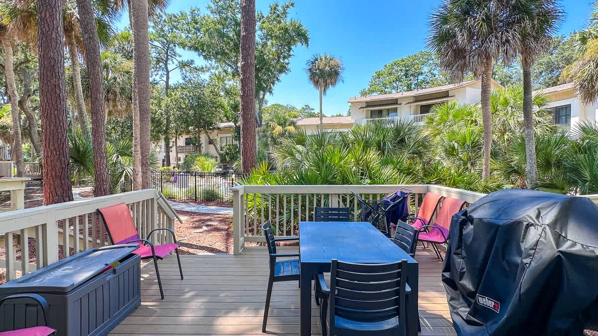 Deck with Pool Access