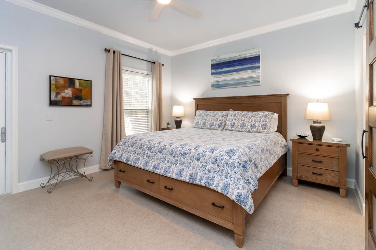 Primary Suite with King Bed