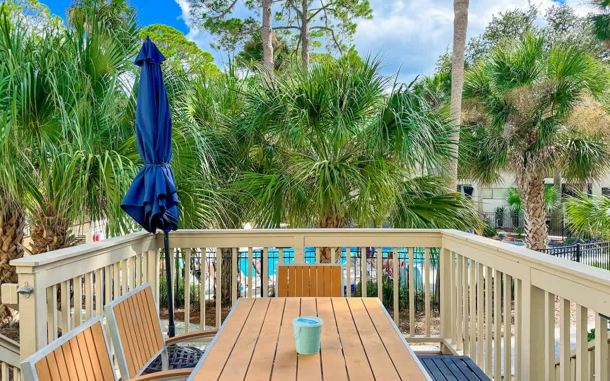 Deck with Pool Access