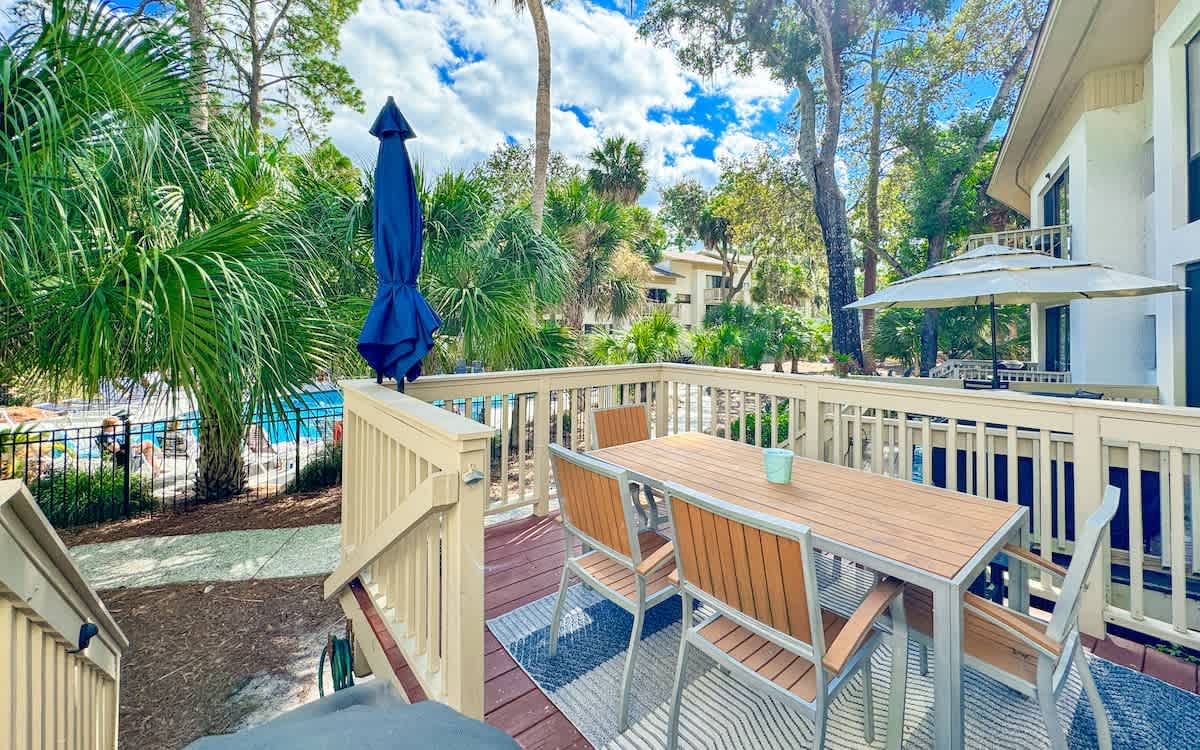 Deck with Pool Access