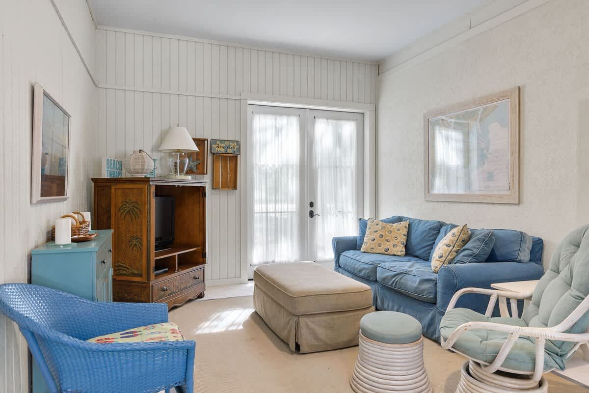 Lower Living Area