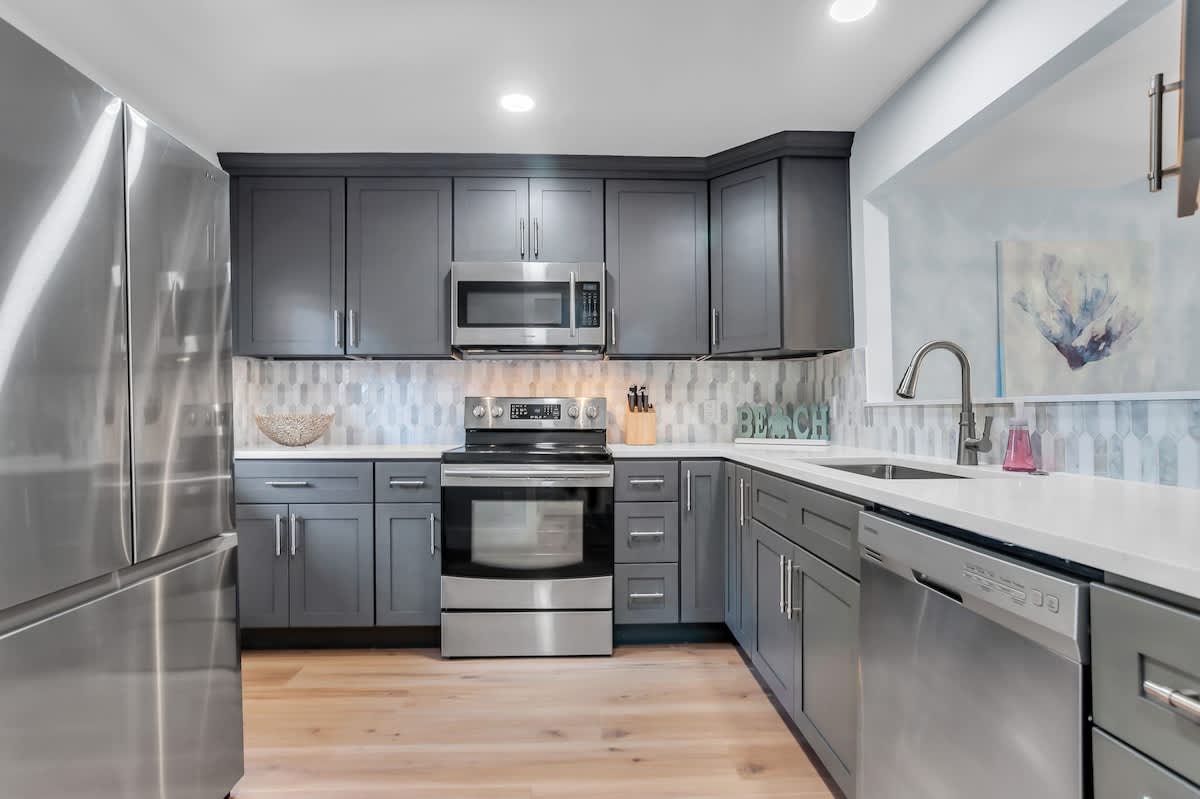 643 Queen's Grant 9