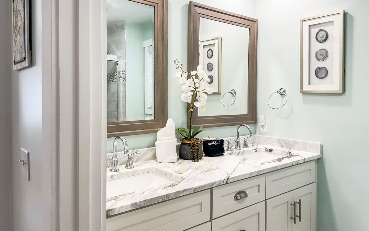 Upstairs Bathroom