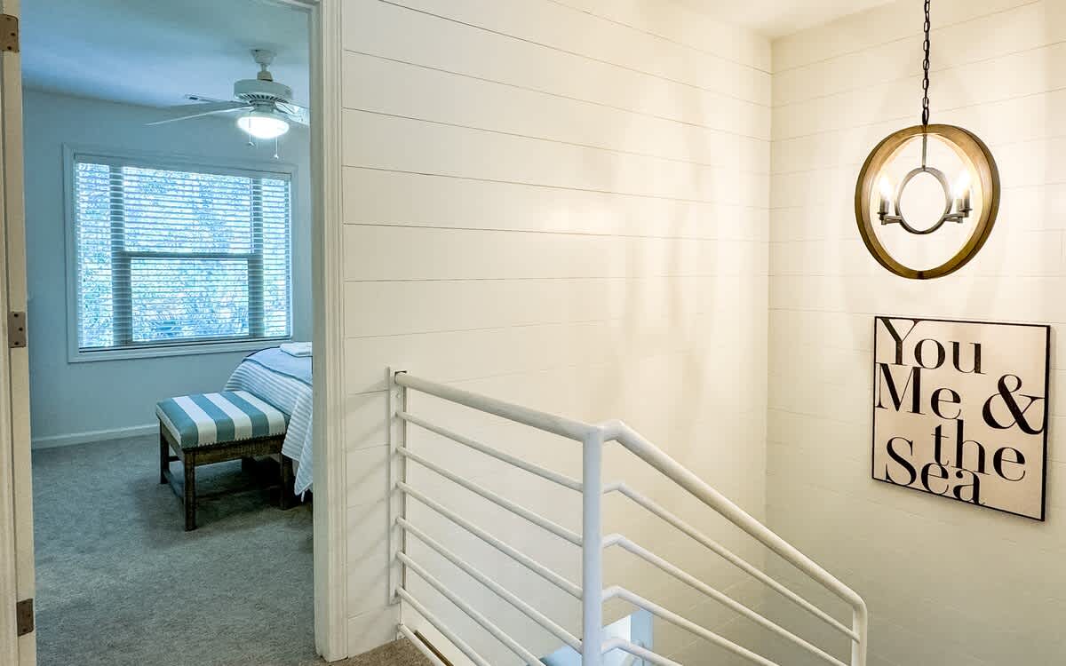 Guest Queen Suite