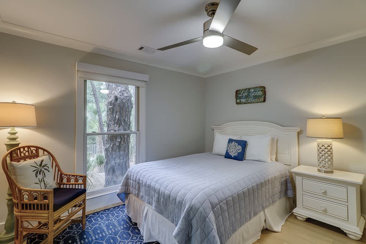 2nd Level Queen Bedroom