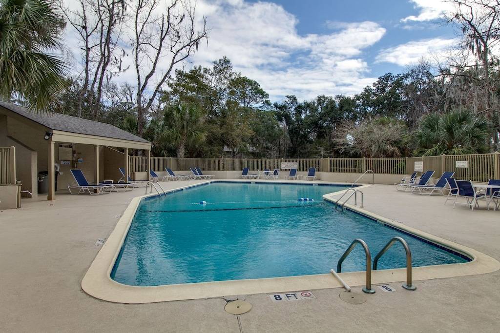 Shipmaster Community Pool