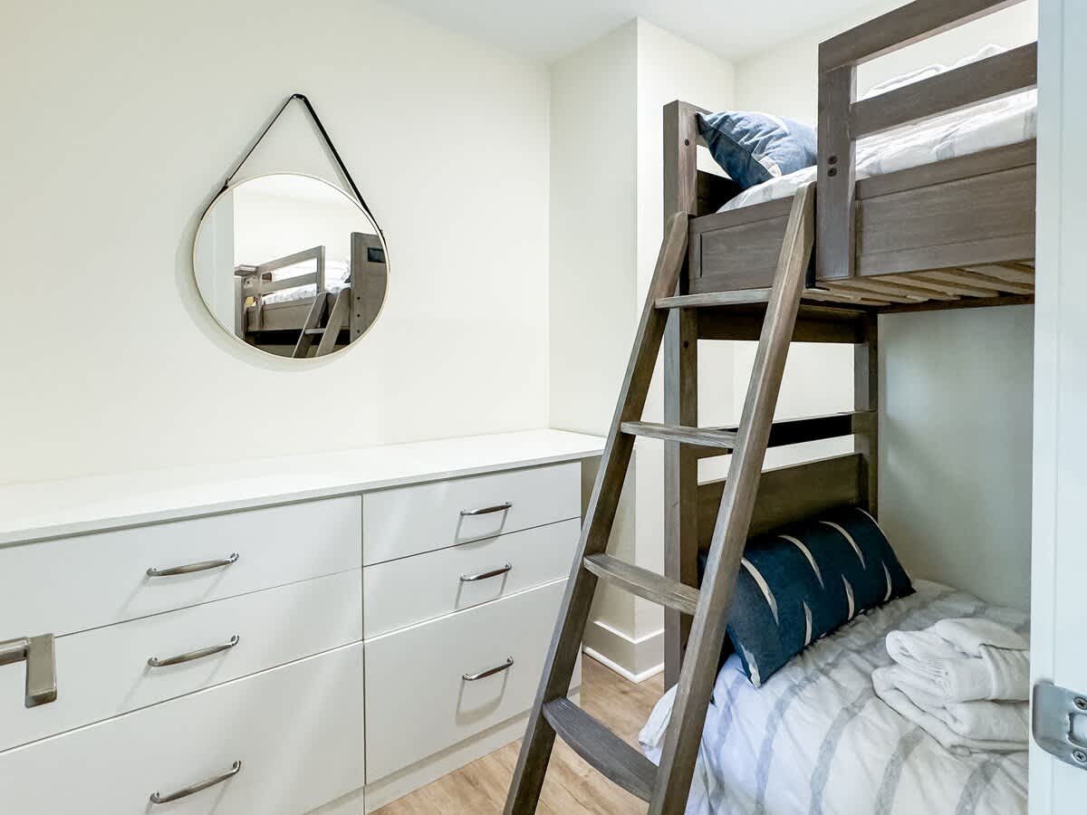 Twin Bunk Room