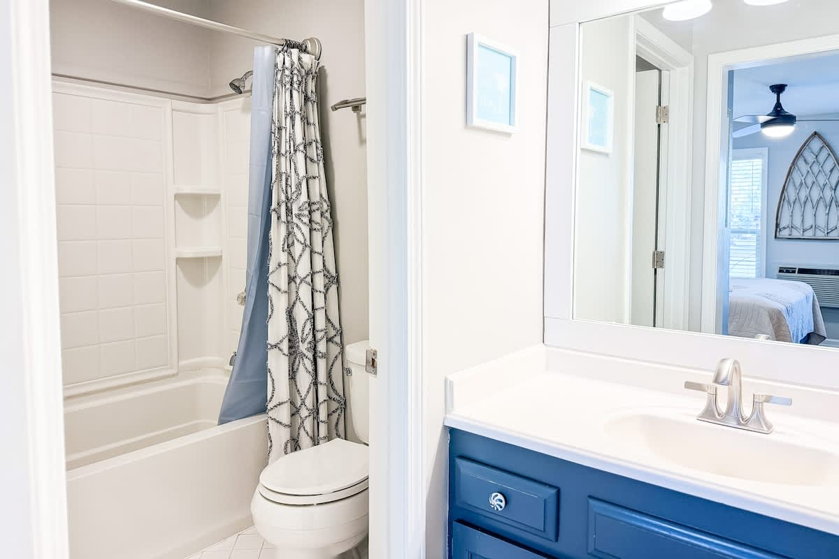Primary Suite Bathroom