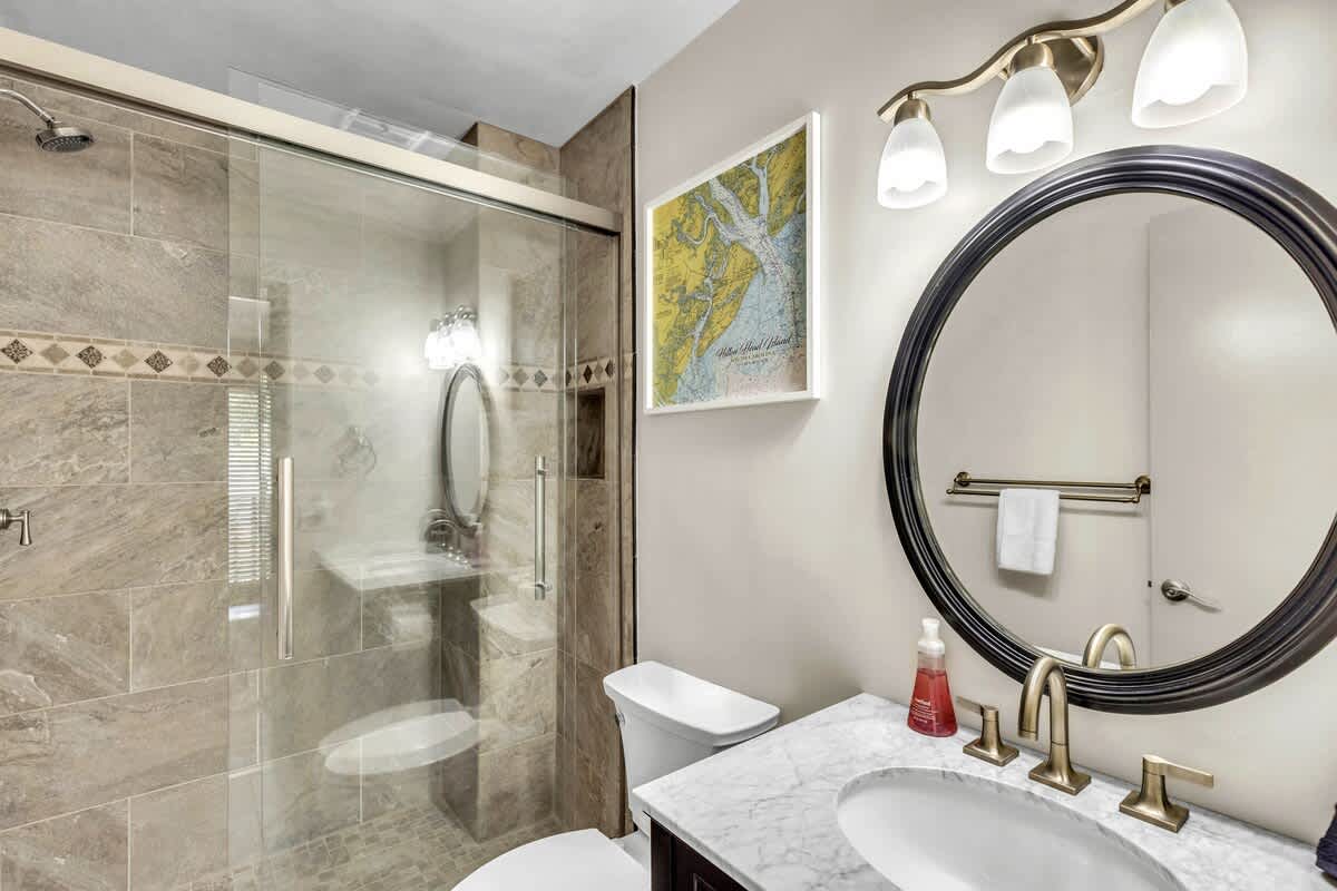 Guest En-Suite Bathroom
