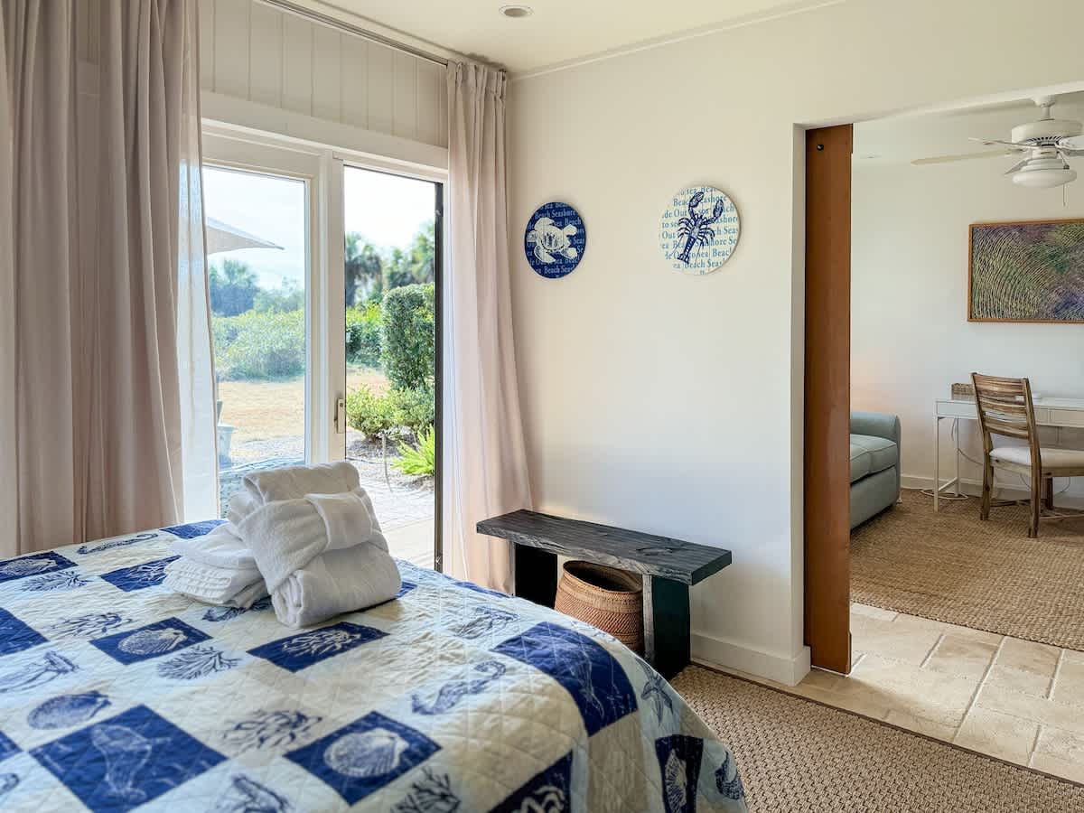 Downstairs Guest Room with Twin Bunk and Full Bed