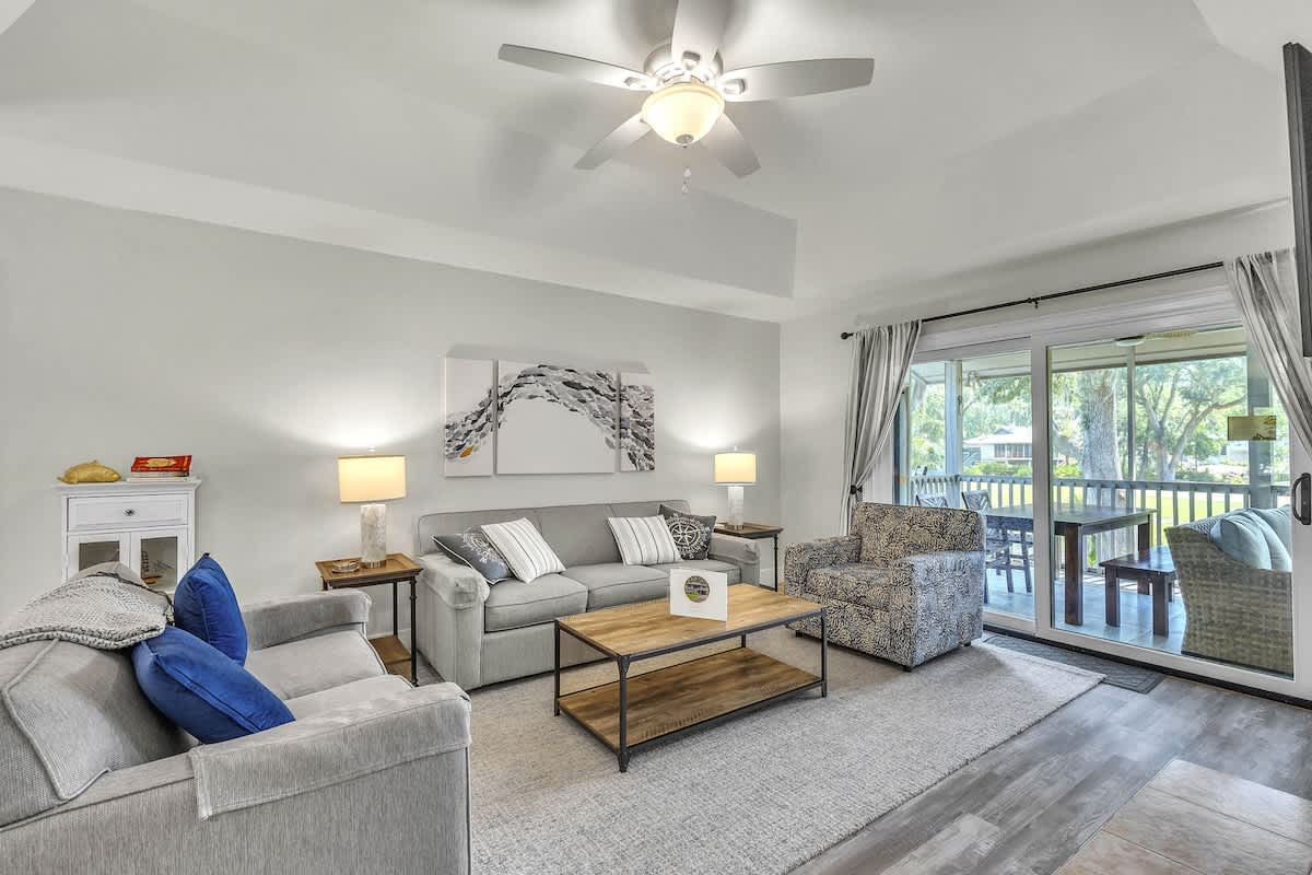 33 Kingston Cove