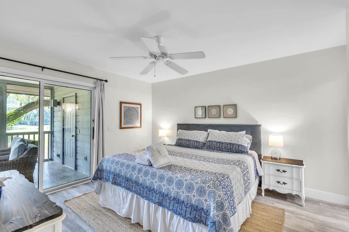 Primary Suite with King Bed and En-Suite Bathroom