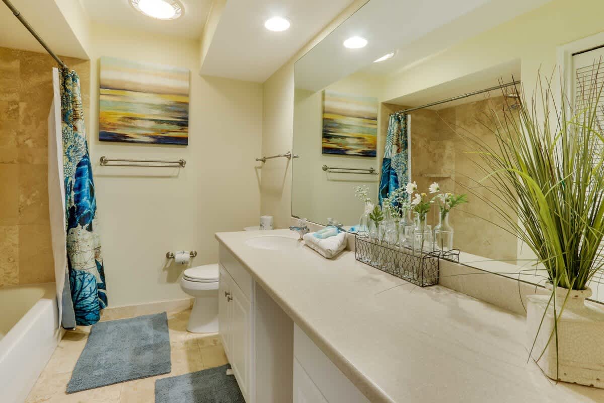 Bunk bathroom
