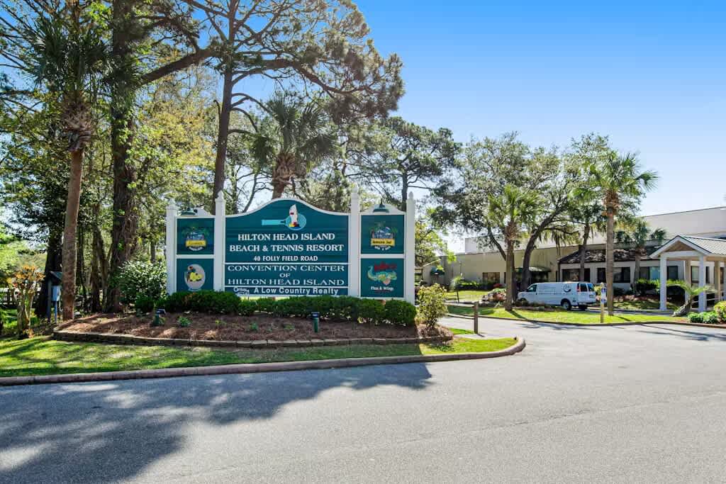 Entrance Sign