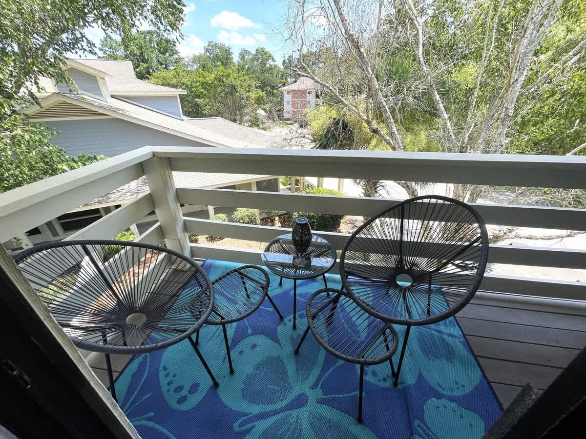 Balcony and Seating Area
