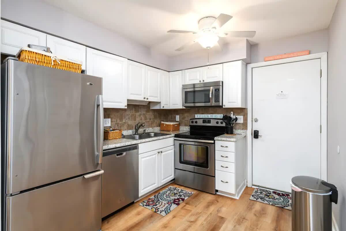 Kitchen and Entry